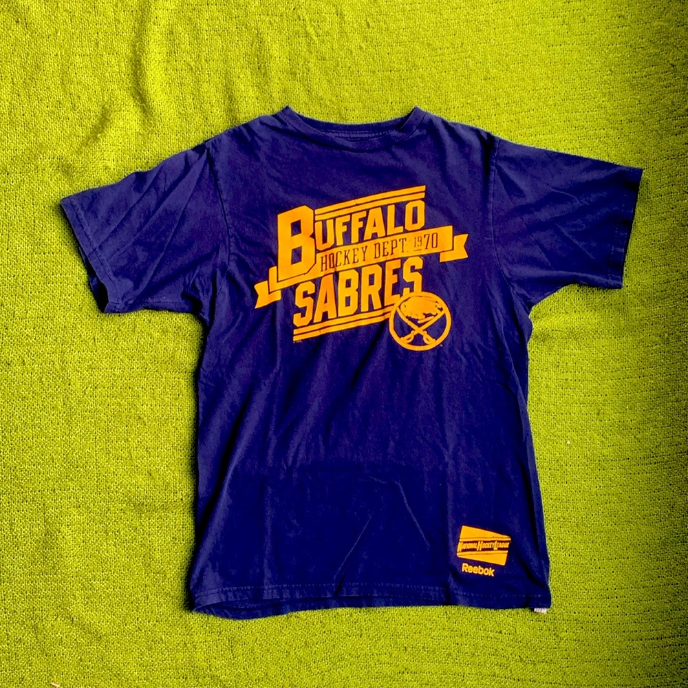 🦬Buffalo Sabres “Hockey Dept. 1970” Tee🦬